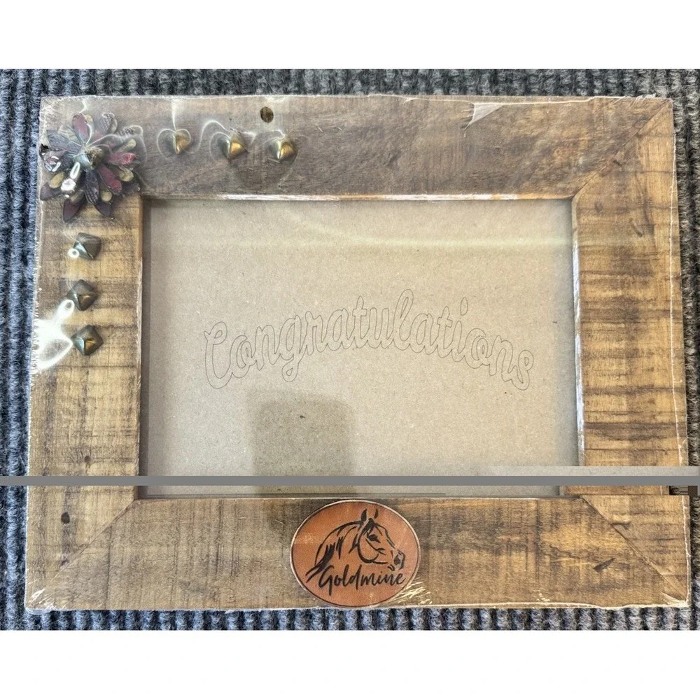 Stay Prickly Barn Wood Photo Frame Equestrian Rustic Reclaimed Wood 4X6 - 2 NIP